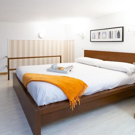 Apartamentos Puerta Del Sol I Madrid Exterior photo