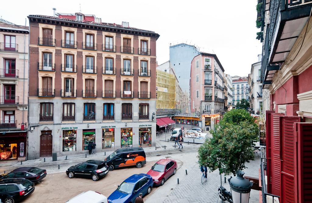 Apartamentos Puerta Del Sol I Madrid Room photo