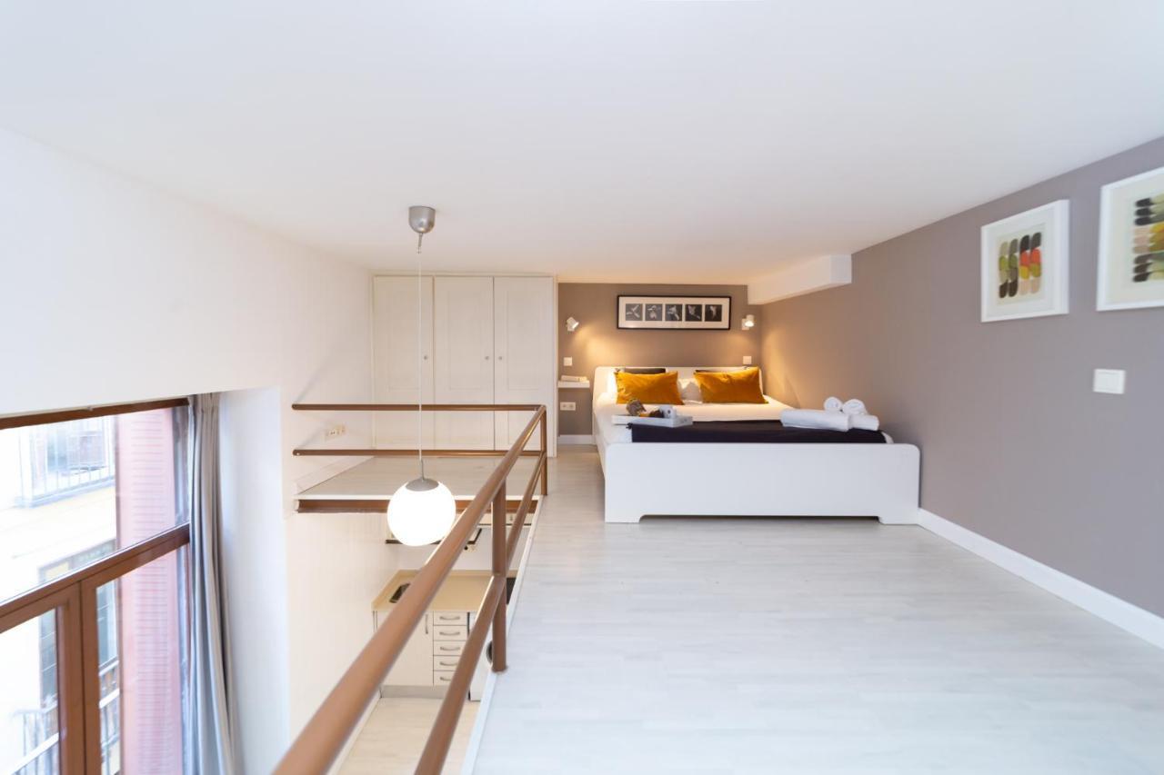 Apartamentos Puerta Del Sol I Madrid Exterior photo