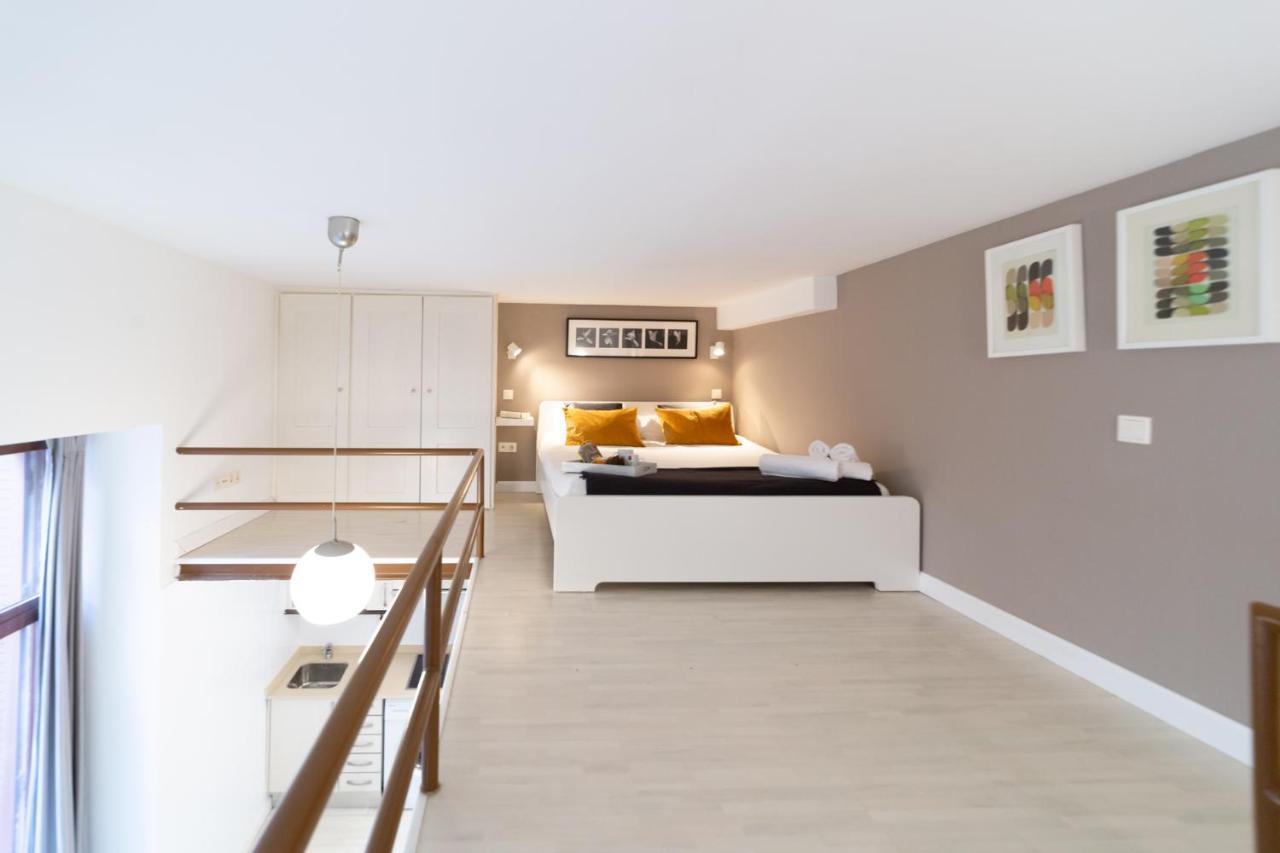 Apartamentos Puerta Del Sol I Madrid Exterior photo
