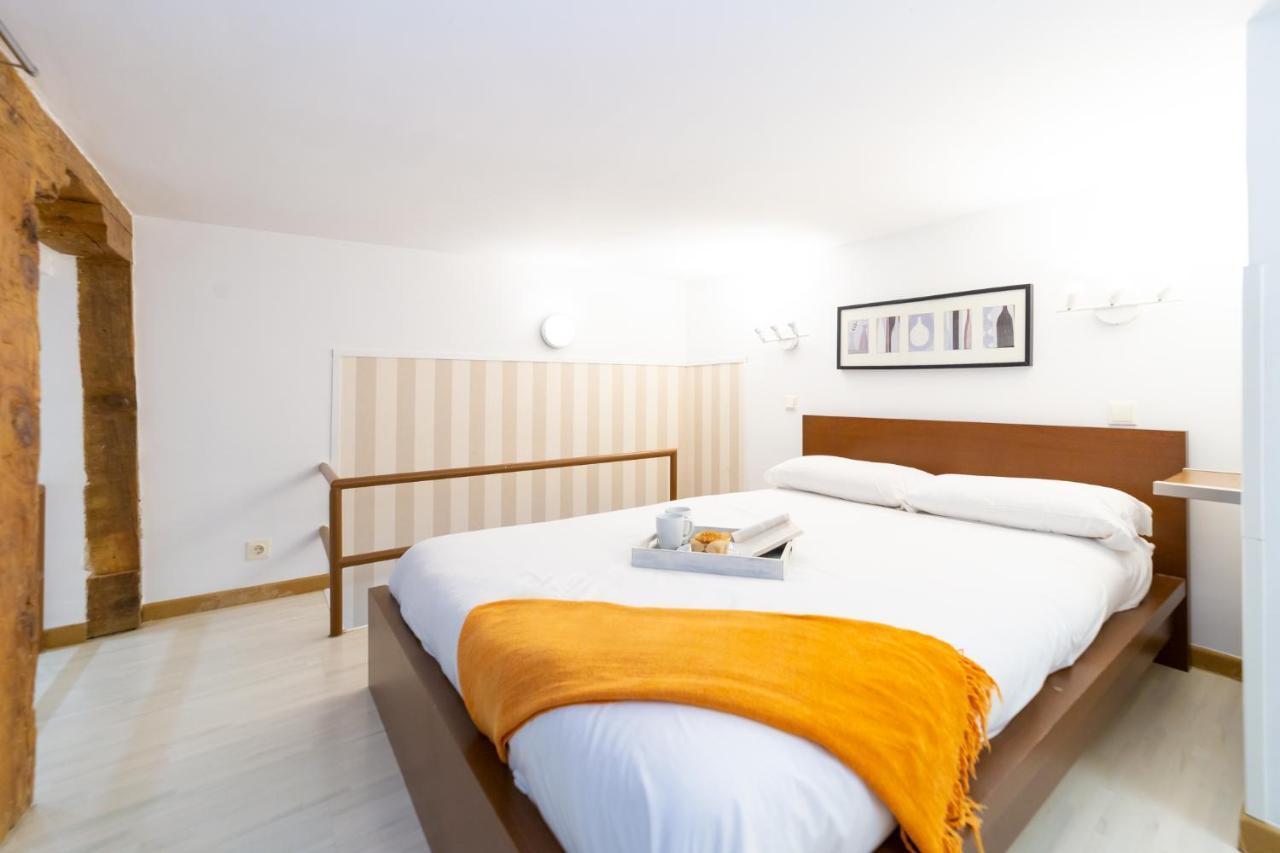 Apartamentos Puerta Del Sol I Madrid Exterior photo